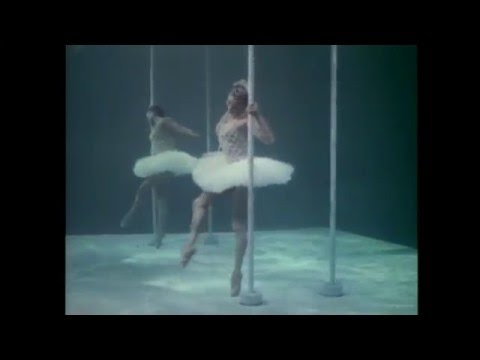 Underwater Ballet - Million Dollar Mermaid