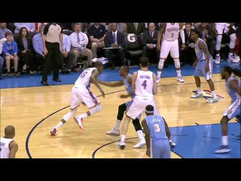 Kevin Durant Double Crosses Darrell Arthur!