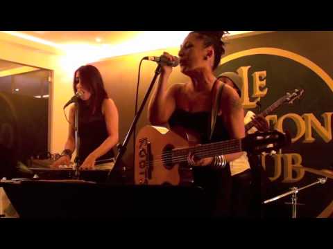 Rootsmama ft. 41One - Live au Le Cotton Club