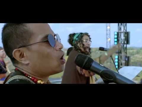 Rock On 2  Hoi Kiw Chalo Chalo   Usha Uthup, Pynsuklin Syiemiong from Summersalt Band, Kit Shangplia