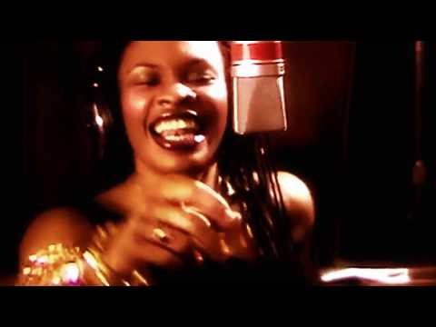 Tom Browne - Funkin' For Jamaica (Feat. Toni Smith) | Official Video (1980)