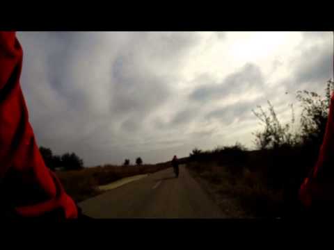 Momente: Malu Rosu - Fantanele (DJ238, jud. Prahova)