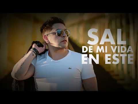 Sal De Mi Vida - Ojos De Luna (Liryc Video)