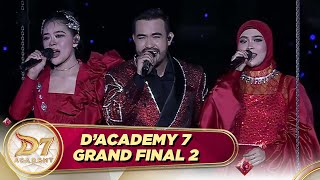Download lagu Dalam dan Penuh Rasa! D’Coach Menawan Nyanyikan “Terlalu Mencintaimu” | D’Academy 7 Grand Final 2 mp3