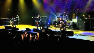 01 - Alter Bridge - Slip to the Void [Live at Wembley HD]