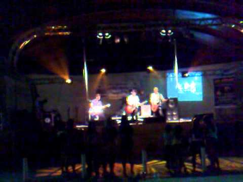 Ao Fim de Tudo - Trevoáh ao vivo