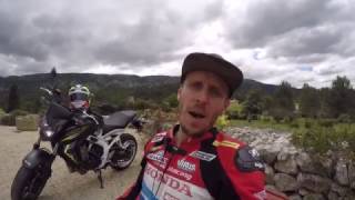 Vidéo de présentation Metzeler ROADTEC Z8 INTERACT