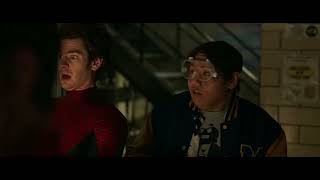 Spider-Man: No Way Home | Peter 2 organic web shooters