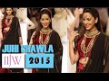 IIJW 2015 L Juhi Chawla Walks The Ramp For Tanishq