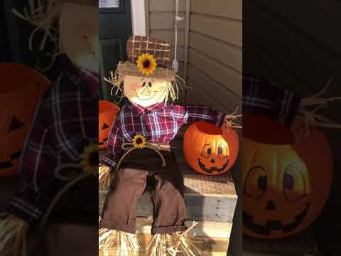 Scarecrow porch sitter. Porch dry #short