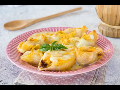 CONCHIGLIONI RIPIENI ZUCCA E SALSICCIA