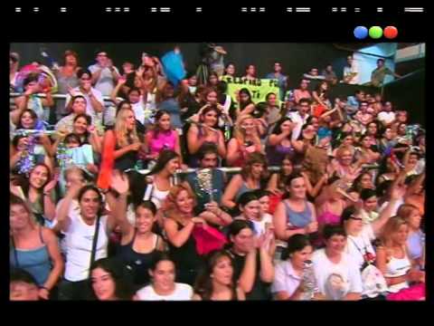 Raul Porchetto, ¨Bailando en la vereda¨ - Versus