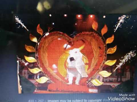 O Amor Está No Ar video
