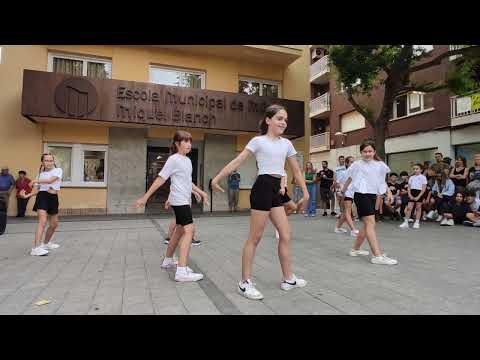 Exhibición de Street Dance Babys Gimnasio Castellbisbal.