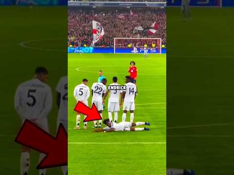 Endrick tomou um apavoro de Rudger 😂