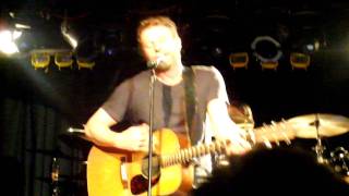 Dierks Bentley - Trying To Stop Your Leaving @Joes Bar Chicago 2-9-12