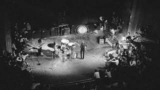 PINK FLOYD - THE VIOLENT SEQUENCE (US AND THEM) - PARIS 1970