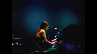 Fiona Apple - O&#39; Sailor Live in Paris (2006-April-10)