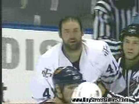 Atlanta Thrashers brawl with Maple Leafs Oct. 14, 2005