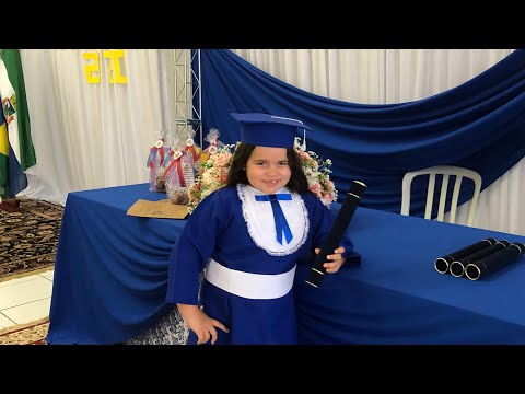 FORMATURA DA ALICE COM FOTOS E DANÇA -  Maria Clara e Alice