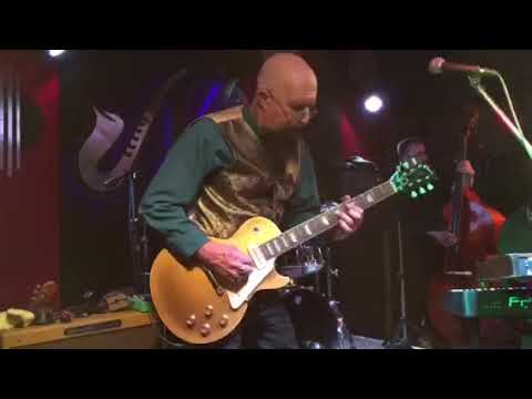 JUNIOR WATSON plays the ElectroGlide TremoVibe amp, Calgary AB, 2019