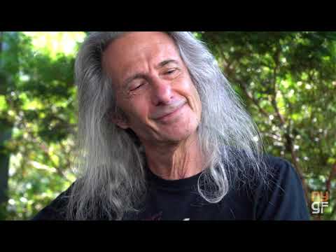 A visit with Lenny Kaye