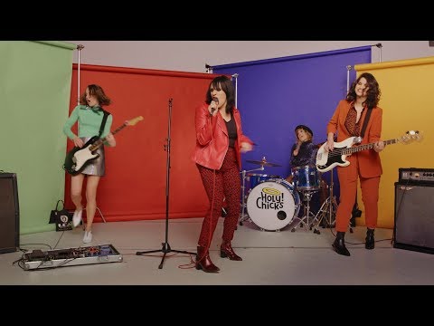 HolyChicks - Szabadon (Official Music Video)