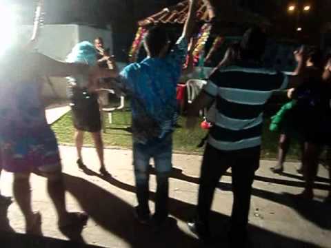 Dança Kuduro by Formandos em Direito da UNISAOLUIS