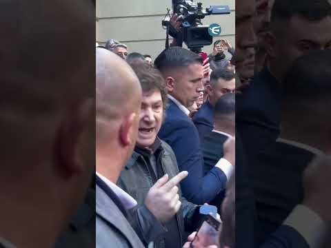 El enojo de Javier Milei: "Me pegaste a propósito" #shorts