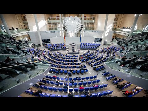 Coronakrise: Bundestag billigt 750-Milliarden-Rettungspaket ohne Gegenstimmen