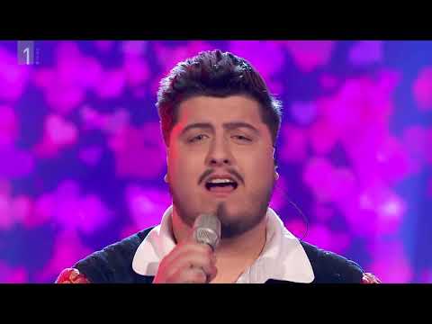 Lucija Selak in Luka Sešek - Če prideš nazaj (V petek zvečer)