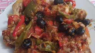 Pollo Alla Cacciatora con Peperoni e olive