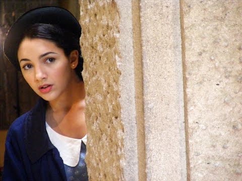 download lagu mp3 mp4 Amanda Einstein, download lagu Amanda Einstein gratis, unduh video klip Amanda Einstein
