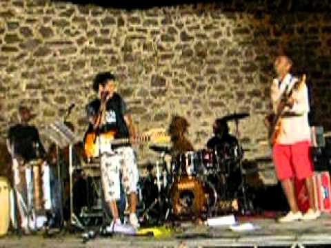 Groove em Castel Sardo - Sardegna : Teko Sodré