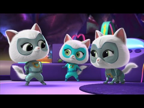 Bitsy Accidentally Clones Herself | Clip | SuperKitties