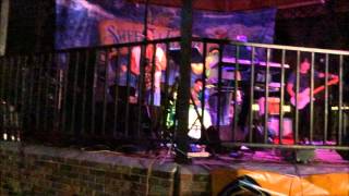 ONE SUN feat. JAYAR MACK I Don't Need No Doctor LIVE!