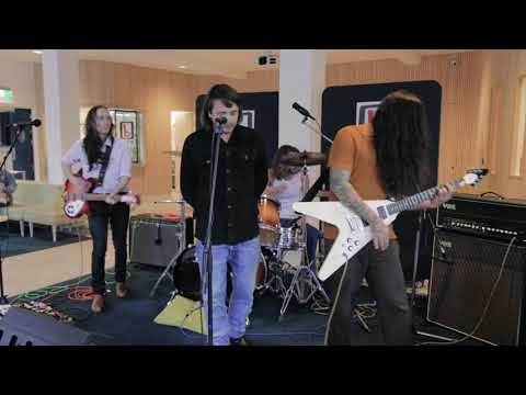 95bFM Drive Island IV: CINDY - '10 Hour Love'