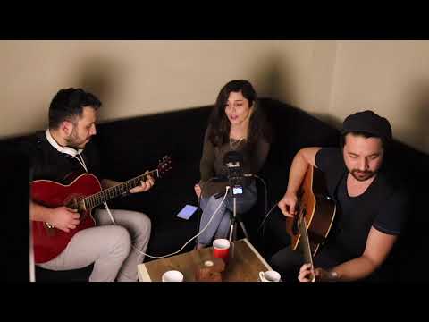 Ezgi GÖKMEN - Tüm Şehir Ağladı (Aslı Gökyokuş - Akustik Cover)