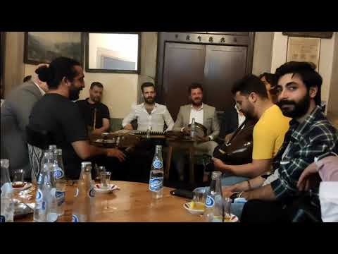 Ud Taksimi Taqseem oud.Herkesi Kendine hayran bırakan Udi Usame Bedevi ve Saz semaisi andulusia trio