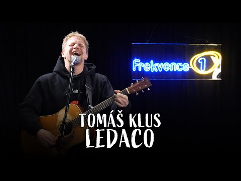 TOMÁŠ KLUS - Ledaco (live @ Frekvence 1)