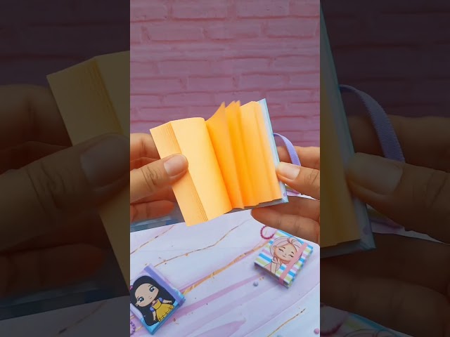 Vídeo relacionado con HERCHR Soporte para Notas Adhesivas, Caja De Notas Cubo De Notas De Malla Metálica Portanotas De Malla
