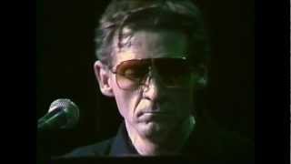 Jerry Lee Lewis - Whole lotta shakin + medley. Live in London England 1983