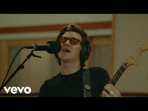 Beach Weather - Chit Chat (Live From Studio 606)