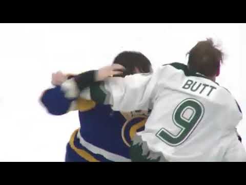 Dawson Butt vs Riley McKay