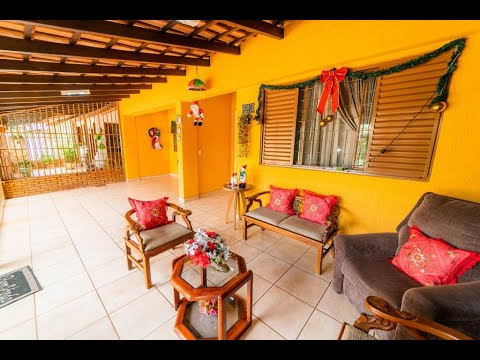 Excelente casa térrea na SHIGS 715