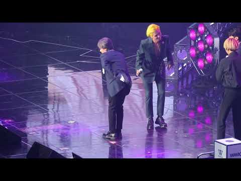 180617 WWIC 위너 아기상어 상어가족