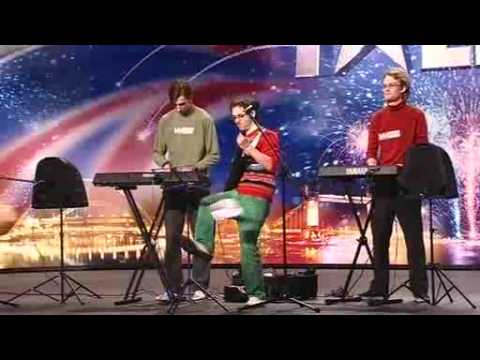The Brett Domino Trio (playing Beat it) - Britain's Got Talent 2009