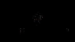 preview picture of video 'July 4 2014 fireworks show at Pebble Isle Marina'