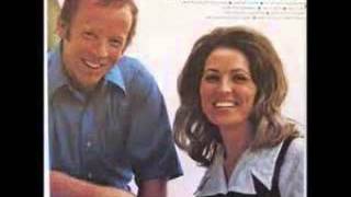 Charlie Louvin &amp; Melba Montgomery  - Don&#39;t Believe Me