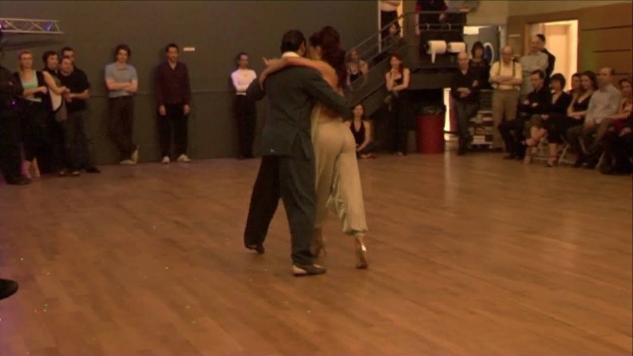 Nora Witanowsky y Juan Carlos Martinez Tango Bien 2.mpg